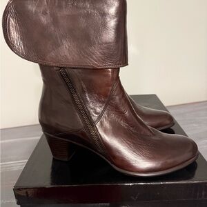 Everybody by BZ Moda Elegant Brown Leather Women's Boots